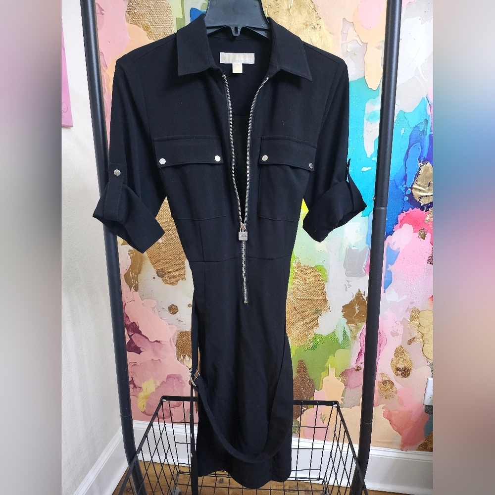 Michael Kors Elegant Black Zipper Dress
